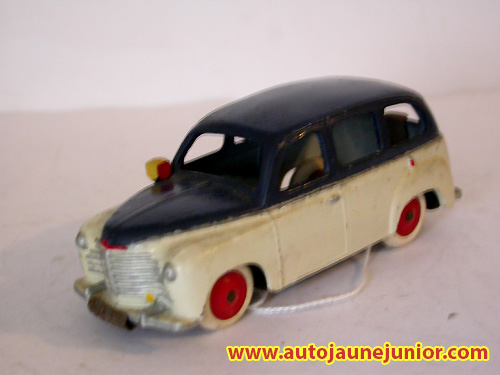 Renault Pairie taxi