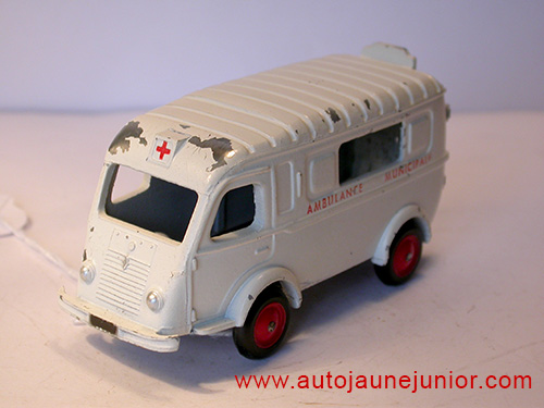 C.I.J 1000Kgs ambulance