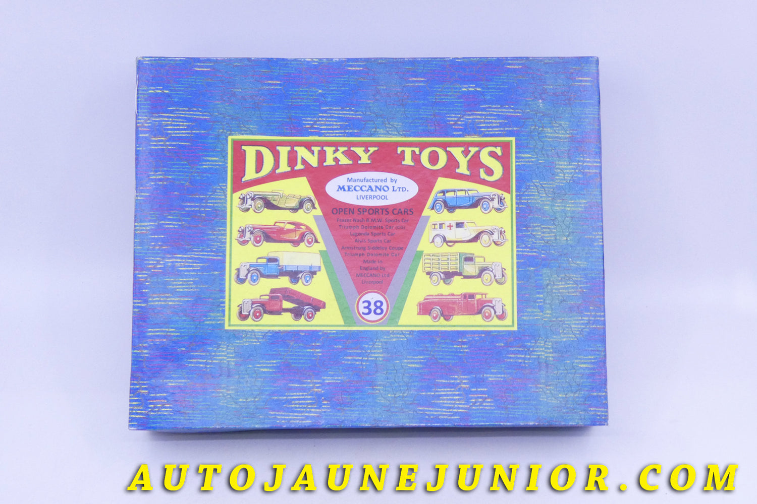 Le Dinky Toys Auto Boite vide repro Série 38  est en vente sur Auto Jaune Junior ! Découvrez nos collections de diecast Dinky-Toys, Corgi, Corgi-Toys, Solido, Norev… AutoJaune Junior ; Retrouvez AutoJauneJunior au magasin AutoJaune Paris, ouvert en 1984 par Vincent Espinasse. 