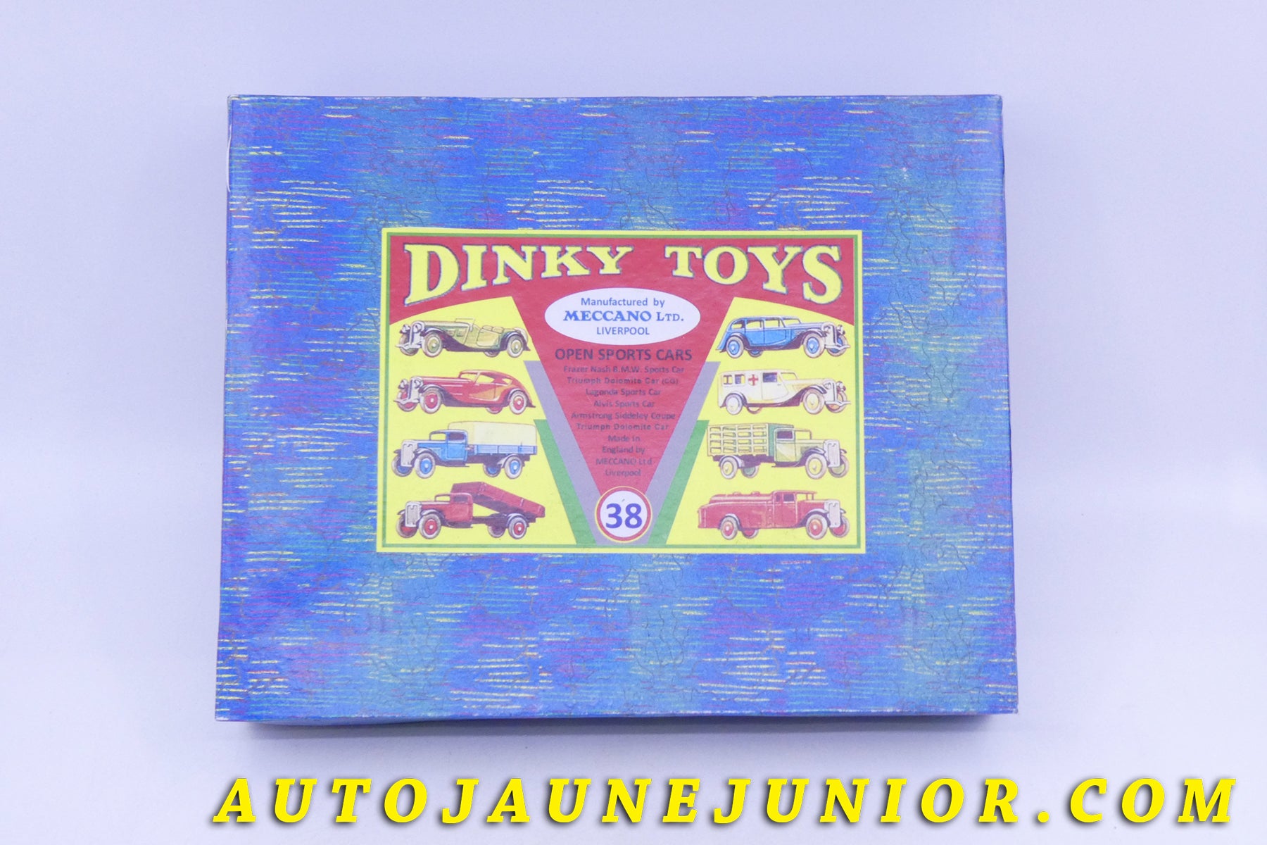 Le Dinky Toys Auto Boite vide repro Série 38  est en vente sur Auto Jaune Junior ! Découvrez nos collections de diecast Dinky-Toys, Corgi, Corgi-Toys, Solido, Norev… AutoJaune Junior ; Retrouvez AutoJauneJunior au magasin AutoJaune Paris, ouvert en 1984 par Vincent Espinasse. 