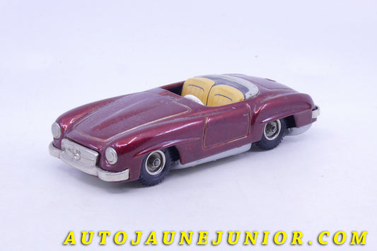 Le CKO Mercedes 190sl cabriolet  est en vente sur Auto Jaune Junior ! Découvrez nos collections de diecast Dinky-Toys, Corgi, Corgi-Toys, Solido, Norev… AutoJaune Junior ; Retrouvez AutoJauneJunior au magasin AutoJaune Paris, ouvert en 1984 par Vincent Espinasse. 