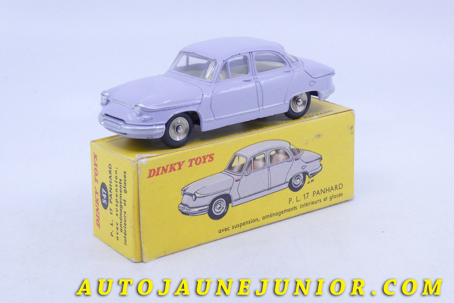 Le Dinky Toys Panhard PL 17 est en vente sur Auto Jaune Junior ! Découvrez nos collections de diecast Dinky-Toys, Corgi, Corgi-Toys, Solido, Norev… AutoJaune Junior ; Retrouvez AutoJauneJunior au magasin AutoJaune Paris, ouvert en 1984 par Vincent Espinasse. 