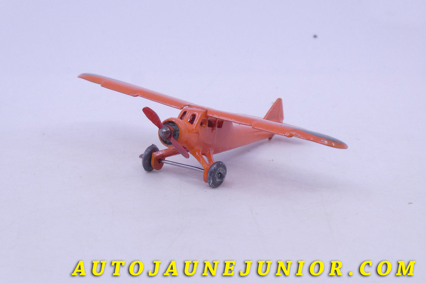 Le Dinky Toys Avion Potez 58 est en vente sur Auto Jaune Junior ! Découvrez nos collections de diecast Dinky-Toys, Corgi, Corgi-Toys, Solido, Norev… AutoJaune Junior ; Retrouvez AutoJauneJunior au magasin AutoJaune Paris, ouvert en 1984 par Vincent Espinasse. 