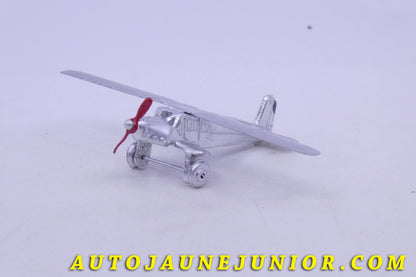 Le Dinky Toys Avion Henriot H 180 M est en vente sur Auto Jaune Junior ! Découvrez nos collections de diecast Dinky-Toys, Corgi, Corgi-Toys, Solido, Norev… AutoJaune Junior ; Retrouvez AutoJauneJunior au magasin AutoJaune Paris, ouvert en 1984 par Vincent Espinasse. 