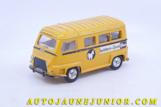 Le C-I-J Renault Estafette microcar Hostellerie du cheval blanc est en vente sur Auto Jaune Junior ! Découvrez nos collections de diecast Dinky-Toys, Corgi, Corgi-Toys, Solido, Norev… AutoJaune Junior ; Retrouvez AutoJauneJunior au magasin AutoJaune Paris, ouvert en 1984 par Vincent Espinasse. 