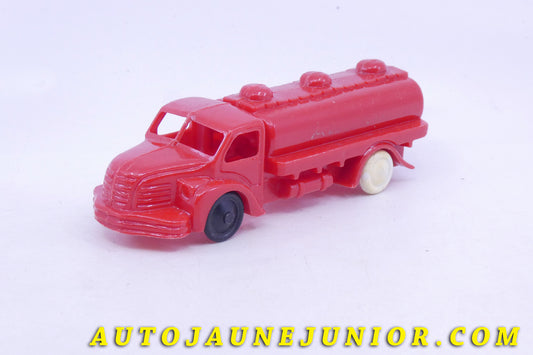Le #10046 - Vapé - Berliet - Camion GLR Citerne "AVIA" à friction est en vente sur Auto Jaune Junior ! Découvrez nos collections de diecast Dinky-Toys, Corgi, Corgi-Toys, Solido, Norev… Découvrez notre magasin physique , AutoJaune Paris, ouvert en 1984 par Vincent Espinasse. 41 rue Cavendish, 75019 Paris. Tel : 01 42 40 61 23. Ouvert les mardi et vendredi de 13h à 19h. 
