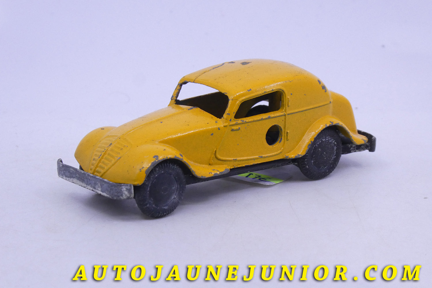 Le Solido Coupé Auto démontable est en vente sur Auto Jaune Junior ! Découvrez nos collections de diecast Dinky-Toys, Corgi, Corgi-Toys, Solido, Norev… AutoJaune Junior ; Retrouvez AutoJauneJunior au magasin AutoJaune Paris, ouvert en 1984 par Vincent Espinasse. 