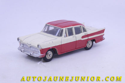 Le Dinky Toys Simca Chambord est en vente sur Auto Jaune Junior ! Découvrez nos collections de diecast Dinky-Toys, Corgi, Corgi-Toys, Solido, Norev… AutoJaune Junior ; Retrouvez AutoJauneJunior au magasin AutoJaune Paris, ouvert en 1984 par Vincent Espinasse. 