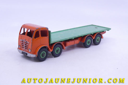 Le Dinky Toys Foden Mk2 Plateau est en vente sur Auto Jaune Junior ! Découvrez nos collections de diecast Dinky-Toys, Corgi, Corgi-Toys, Solido, Norev… AutoJaune Junior ; Retrouvez AutoJauneJunior au magasin AutoJaune Paris, ouvert en 1984 par Vincent Espinasse. 