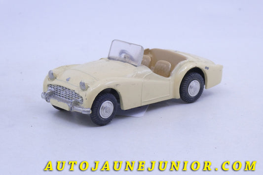 Le Spot-On Triumph TR3 Cabriolet (Repeint) est en vente sur Auto Jaune Junior ! Découvrez nos collections de diecast Dinky-Toys, Corgi, Corgi-Toys, Solido, Norev… AutoJaune Junior ; Retrouvez AutoJauneJunior au magasin AutoJaune Paris, ouvert en 1984 par Vincent Espinasse. 