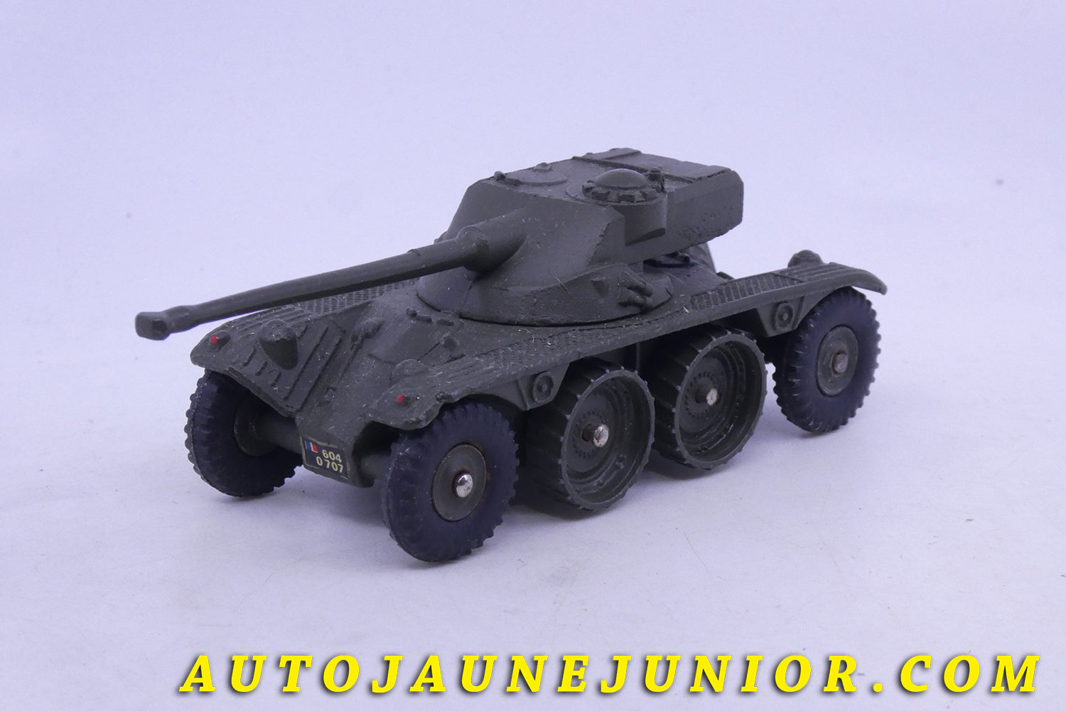 Le #10137 - Dinky Toys - Panhard - FL10 engin blindé de reconnaissance est en vente sur Auto Jaune Junior ! Découvrez nos collections de diecast Dinky-Toys, Corgi, Corgi-Toys, Solido, Norev… Découvrez notre magasin physique , AutoJaune Paris, ouvert en 1984 par Vincent Espinasse. 41 rue Cavendish, 75019 Paris. Tel : 01 42 40 61 23. Ouvert les mardi et vendredi de 13h à 19h. 