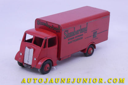 Le Dinky Toys Guy Otter fourgon "Slumberland" est en vente sur Auto Jaune Junior ! Découvrez nos collections de diecast Dinky-Toys, Corgi, Corgi-Toys, Solido, Norev… AutoJaune Junior ; Retrouvez AutoJauneJunior au magasin AutoJaune Paris, ouvert en 1984 par Vincent Espinasse. 