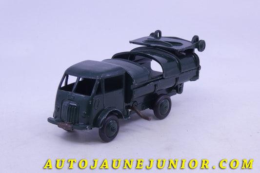 Le Dinky Toys Ford Camion Benne à ordure (Repeint) est en vente sur Auto Jaune Junior ! Découvrez nos collections de diecast Dinky-Toys, Corgi, Corgi-Toys, Solido, Norev… AutoJaune Junior ; Retrouvez AutoJauneJunior au magasin AutoJaune Paris, ouvert en 1984 par Vincent Espinasse. 