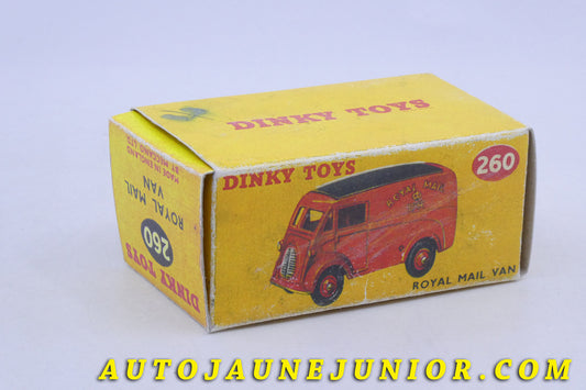 Le Dinky Toys Austin Van Royal Mail - Boite "repro" est en vente sur Auto Jaune Junior ! Découvrez nos collections de diecast Dinky-Toys, Corgi, Corgi-Toys, Solido, Norev… AutoJaune Junior ; Retrouvez AutoJauneJunior au magasin AutoJaune Paris, ouvert en 1984 par Vincent Espinasse. 