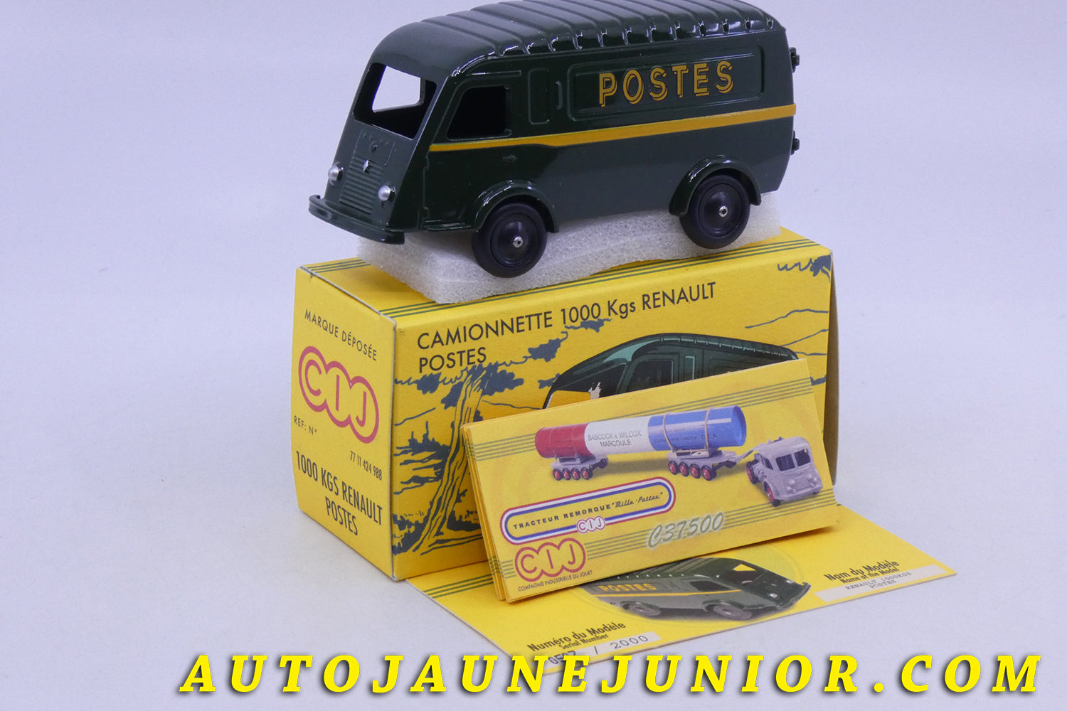 Le Atlas Renault 1000Kgs Postes est en vente sur Auto Jaune Junior ! Découvrez nos collections de diecast Dinky-Toys, Corgi, Corgi-Toys, Solido, Norev… AutoJaune Junior ; Retrouvez AutoJauneJunior au magasin AutoJaune Paris, ouvert en 1984 par Vincent Espinasse. 