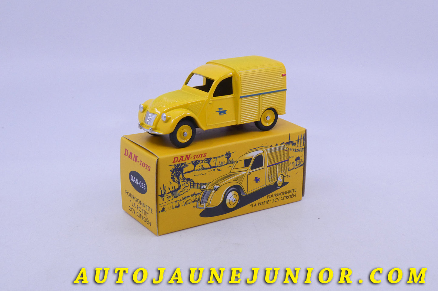 Le Dan Toys Citroën Fourgonnette 2Cv Laposte est en vente sur Auto Jaune Junior ! Découvrez nos collections de diecast Dinky-Toys, Corgi, Corgi-Toys, Solido, Norev… AutoJaune Junior ; Retrouvez AutoJauneJunior au magasin AutoJaune Paris, ouvert en 1984 par Vincent Espinasse. 