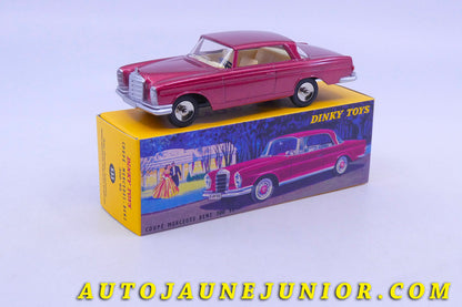Le Atlas Mercedes 300SL est en vente sur Auto Jaune Junior ! Découvrez nos collections de diecast Dinky-Toys, Corgi, Corgi-Toys, Solido, Norev… AutoJaune Junior ; Retrouvez AutoJauneJunior au magasin AutoJaune Paris, ouvert en 1984 par Vincent Espinasse. 