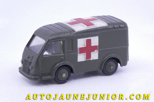 Le Dinky Toys Renault Carrier Ambulance Militaire est en vente sur Auto Jaune Junior ! Découvrez nos collections de diecast Dinky-Toys, Corgi, Corgi-Toys, Solido, Norev… AutoJaune Junior ; Retrouvez AutoJauneJunior au magasin AutoJaune Paris, ouvert en 1984 par Vincent Espinasse. 