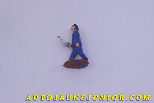 Le Dinky Toys Personnage Mécanicien avec burette d'huile est en vente sur Auto Jaune Junior ! Découvrez nos collections de diecast Dinky-Toys, Corgi, Corgi-Toys, Solido, Norev… AutoJaune Junior ; Retrouvez AutoJauneJunior au magasin AutoJaune Paris, ouvert en 1984 par Vincent Espinasse. 