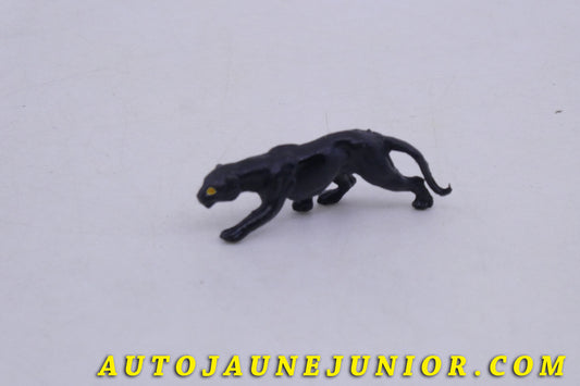 Le Dinky Toys Pinder Panthère est en vente sur Auto Jaune Junior ! Découvrez nos collections de diecast Dinky-Toys, Corgi, Corgi-Toys, Solido, Norev… AutoJaune Junior ; Retrouvez AutoJauneJunior au magasin AutoJaune Paris, ouvert en 1984 par Vincent Espinasse. 