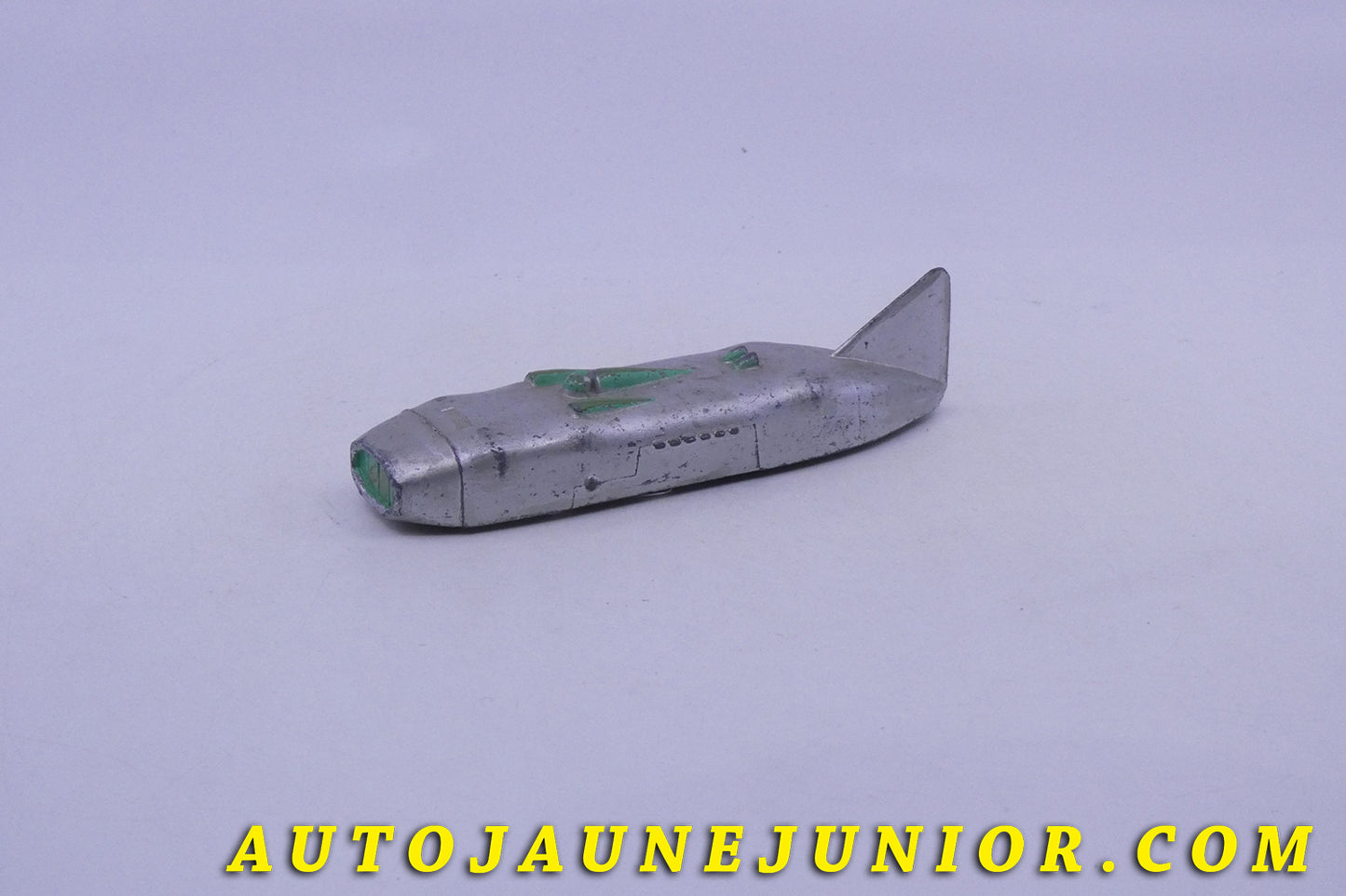 Le Dinky Toys Auto Thunderbolt est en vente sur Auto Jaune Junior ! Découvrez nos collections de diecast Dinky-Toys, Corgi, Corgi-Toys, Solido, Norev… AutoJaune Junior ; Retrouvez AutoJauneJunior au magasin AutoJaune Paris, ouvert en 1984 par Vincent Espinasse. 