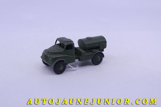 Le Dinky Toys Austin camion avec tonne à eau est en vente sur Auto Jaune Junior ! Découvrez nos collections de diecast Dinky-Toys, Corgi, Corgi-Toys, Solido, Norev… AutoJaune Junior ; Retrouvez AutoJauneJunior au magasin AutoJaune Paris, ouvert en 1984 par Vincent Espinasse. 