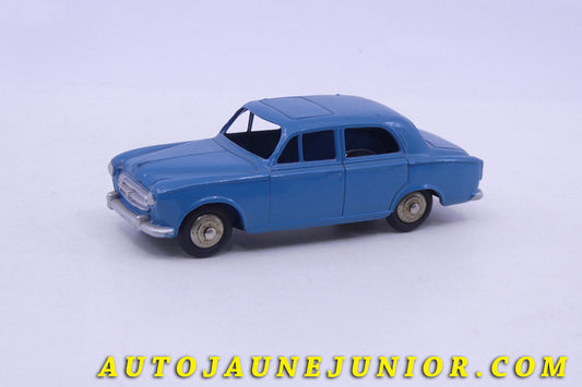 Le Dinky Toys Peugeot 403 est en vente sur Auto Jaune Junior ! Découvrez nos collections de diecast Dinky-Toys, Corgi, Corgi-Toys, Solido, Norev… AutoJaune Junior ; Retrouvez AutoJauneJunior au magasin AutoJaune Paris, ouvert en 1984 par Vincent Espinasse. 