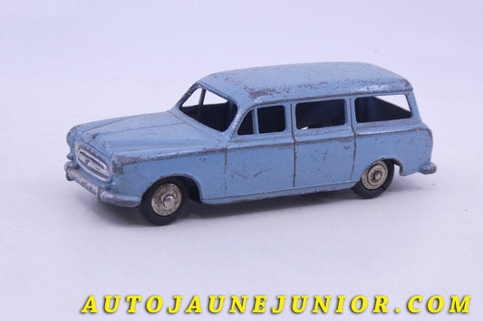 Le Dinky Toys Peugeot 403 Break Familial est en vente sur Auto Jaune Junior ! Découvrez nos collections de diecast Dinky-Toys, Corgi, Corgi-Toys, Solido, Norev… AutoJaune Junior ; Retrouvez AutoJauneJunior au magasin AutoJaune Paris, ouvert en 1984 par Vincent Espinasse. 