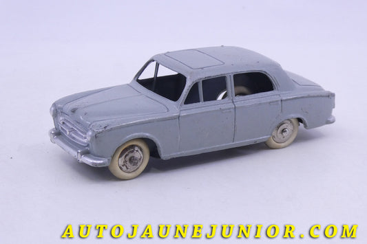 Le Dinky Toys Peugeot 403 est en vente sur Auto Jaune Junior ! Découvrez nos collections de diecast Dinky-Toys, Corgi, Corgi-Toys, Solido, Norev… AutoJaune Junior ; Retrouvez AutoJauneJunior au magasin AutoJaune Paris, ouvert en 1984 par Vincent Espinasse. 