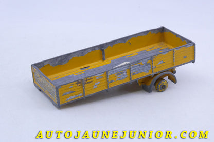 Le Dinky Toys Remorque Remorque Semi ridelles est en vente sur Auto Jaune Junior ! Découvrez nos collections de diecast Dinky-Toys, Corgi, Corgi-Toys, Solido, Norev… AutoJaune Junior ; Retrouvez AutoJauneJunior au magasin AutoJaune Paris, ouvert en 1984 par Vincent Espinasse. 