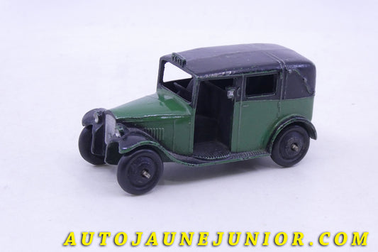 Le Dinky Toys Austin FX3 Taxi est en vente sur Auto Jaune Junior ! Découvrez nos collections de diecast Dinky-Toys, Corgi, Corgi-Toys, Solido, Norev… AutoJaune Junior ; Retrouvez AutoJauneJunior au magasin AutoJaune Paris, ouvert en 1984 par Vincent Espinasse. 