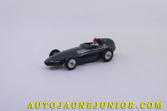 Le Solido Alfa Roméo  monoplace profilée est en vente sur Auto Jaune Junior ! Découvrez nos collections de diecast Dinky-Toys, Corgi, Corgi-Toys, Solido, Norev… AutoJaune Junior ; Retrouvez AutoJauneJunior au magasin AutoJaune Paris, ouvert en 1984 par Vincent Espinasse. 