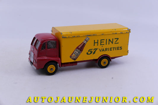 Le Dinky Toys Guy Warrior fourgon Heinz est en vente sur Auto Jaune Junior ! Découvrez nos collections de diecast Dinky-Toys, Corgi, Corgi-Toys, Solido, Norev… Retrouvez AutoJauneJunior au magasin AutoJaune Paris, ouvert en 1984 par Vincent Espinasse. 
