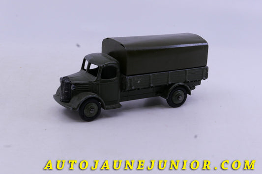Le Dinky Toys Austin ridelles bâché militaire US est en vente sur Auto Jaune Junior ! Découvrez nos collections de diecast Dinky-Toys, Corgi, Corgi-Toys, Solido, Norev… AutoJaune Junior ; Retrouvez AutoJauneJunior au magasin AutoJaune Paris, ouvert en 1984 par Vincent Espinasse. 
