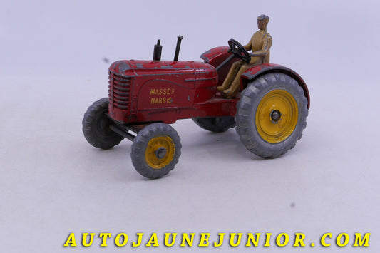 Le Dinky Toys Inconnu Massey Harris tracteur est en vente sur Auto Jaune Junior ! Découvrez nos collections de diecast Dinky-Toys, Corgi, Corgi-Toys, Solido, Norev… AutoJaune Junior ; Retrouvez AutoJauneJunior au magasin AutoJaune Paris, ouvert en 1984 par Vincent Espinasse. 