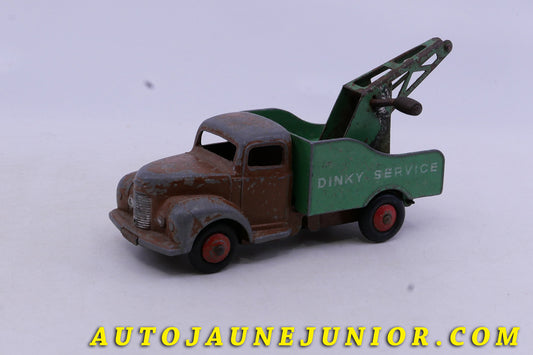 Le Dinky Toys Commer camion dépanneuse est en vente sur Auto Jaune Junior ! Découvrez nos collections de diecast Dinky-Toys, Corgi, Corgi-Toys, Solido, Norev… AutoJaune Junior ; Retrouvez AutoJauneJunior au magasin AutoJaune Paris, ouvert en 1984 par Vincent Espinasse. 