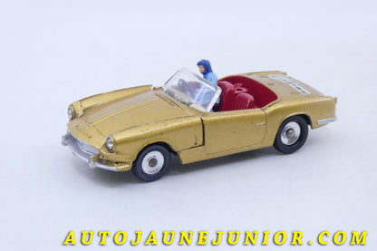 Le Dinky Toys Triumph Spitfire (Version intermédiaire avec chassis noir et strass) est en vente sur Auto Jaune Junior ! Découvrez nos collections de diecast Dinky-Toys, Corgi, Corgi-Toys, Solido, Norev… AutoJaune Junior ; Retrouvez AutoJauneJunior au magasin AutoJaune Paris, ouvert en 1984 par Vincent Espinasse. 