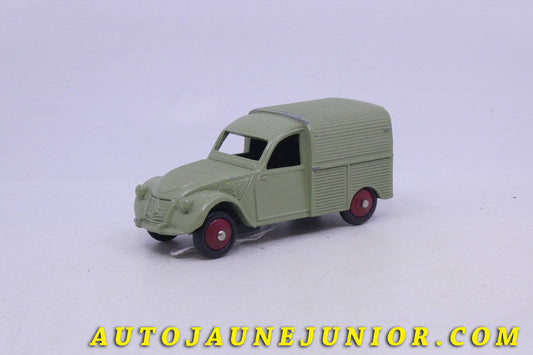 Le Dinky Toys Citroën 2Cv Fourgonette est en vente sur Auto Jaune Junior ! Découvrez nos collections de diecast Dinky-Toys, Corgi, Corgi-Toys, Solido, Norev… AutoJaune Junior ; Retrouvez AutoJauneJunior au magasin AutoJaune Paris, ouvert en 1984 par Vincent Espinasse. 