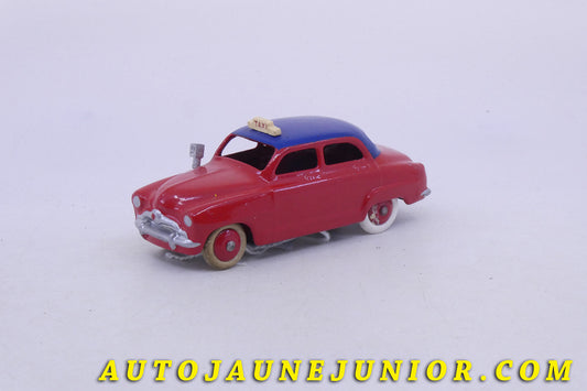 Le Dinky Toys Simca Aronde Taxi !  est en vente sur Auto Jaune Junior ! Découvrez nos collections de diecast Dinky-Toys, Corgi, Corgi-Toys, Solido, Norev… AutoJaune Junior ; Retrouvez AutoJauneJunior au magasin AutoJaune Paris, ouvert en 1984 par Vincent Espinasse. 
