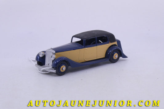 Le Dinky Toys Daimler Berline est en vente sur Auto Jaune Junior ! Découvrez nos collections de diecast Dinky-Toys, Corgi, Corgi-Toys, Solido, Norev… AutoJaune Junior ; Retrouvez AutoJauneJunior au magasin AutoJaune Paris, ouvert en 1984 par Vincent Espinasse. 