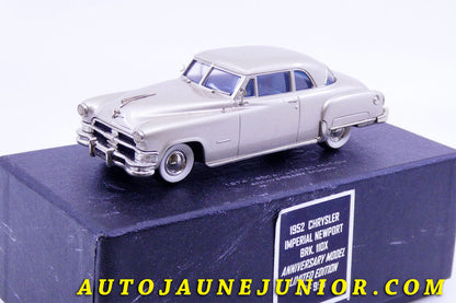 Le #2416 - Brooklin - Chrysler - Imperial Newport '1952' Edition limitée à 999 exemplaires est en vente sur Auto Jaune Junior ! Découvrez nos collections de diecast Dinky-Toys, Corgi, Corgi-Toys, Solido, Norev… Découvrez notre magasin physique , AutoJaune Paris, ouvert en 1984 par Vincent Espinasse. 41 rue Cavendish, 75019 Paris. Tel : 01 42 40 61 23. Ouvert les mardi et vendredi de 13h à 19h. 