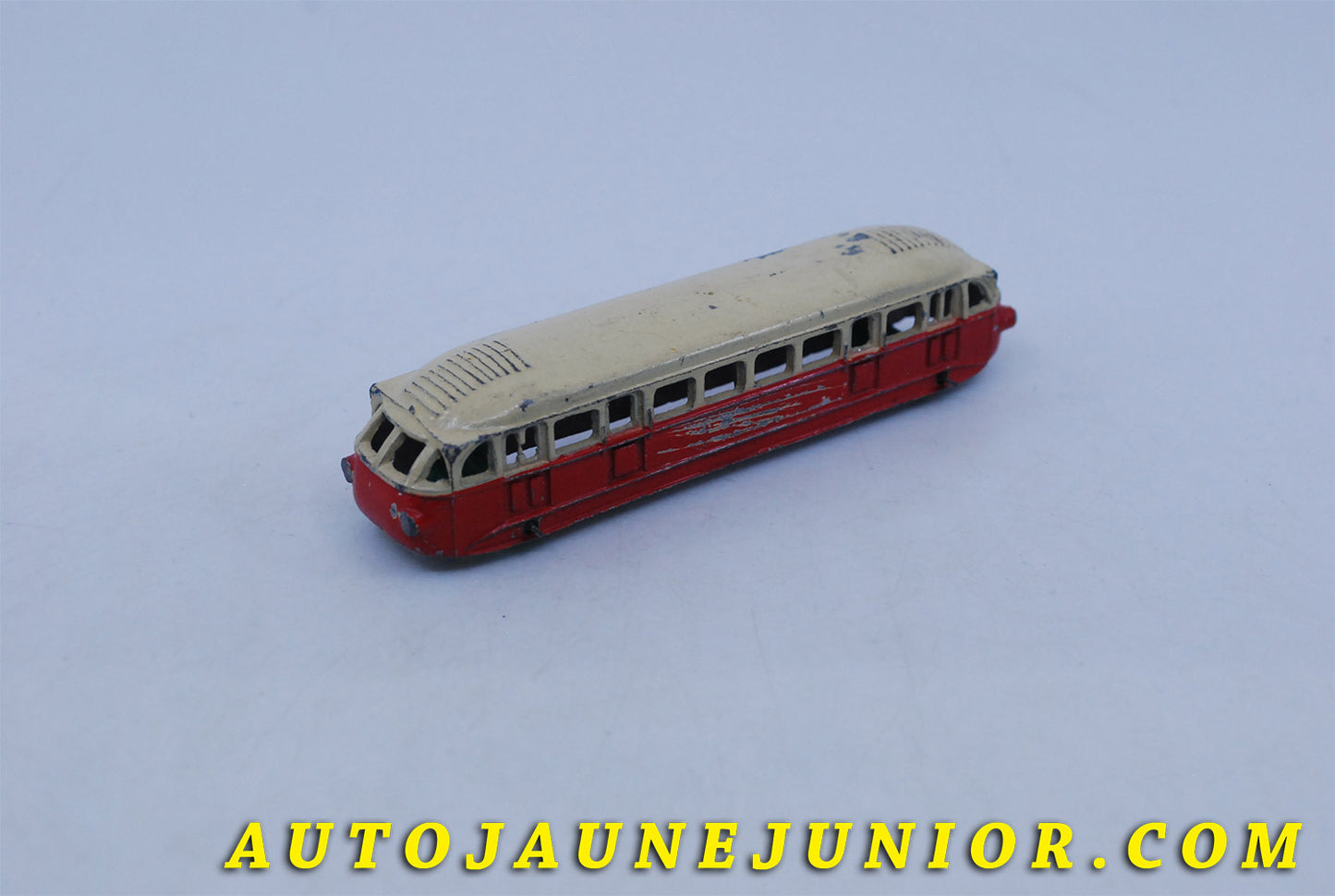 #5807 - Dinky Toys France - Lincoln - First release