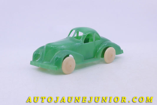 Le Lapin Studebaker coupé 1939 est en vente sur Auto Jaune Junior ! Découvrez nos collections de diecast Dinky-Toys, Corgi, Corgi-Toys, Solido, Norev… AutoJaune Junior ; Retrouvez AutoJauneJunior au magasin AutoJaune Paris, ouvert en 1984 par Vincent Espinasse. 