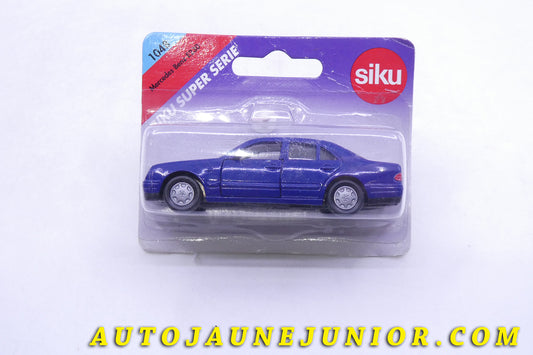 Le Siku Mercedes E 230  est en vente sur Auto Jaune Junior ! Découvrez nos collections de diecast Dinky-Toys, Corgi, Corgi-Toys, Solido, Norev… AutoJaune Junior ; Retrouvez AutoJauneJunior au magasin AutoJaune Paris, ouvert en 1984 par Vincent Espinasse. 