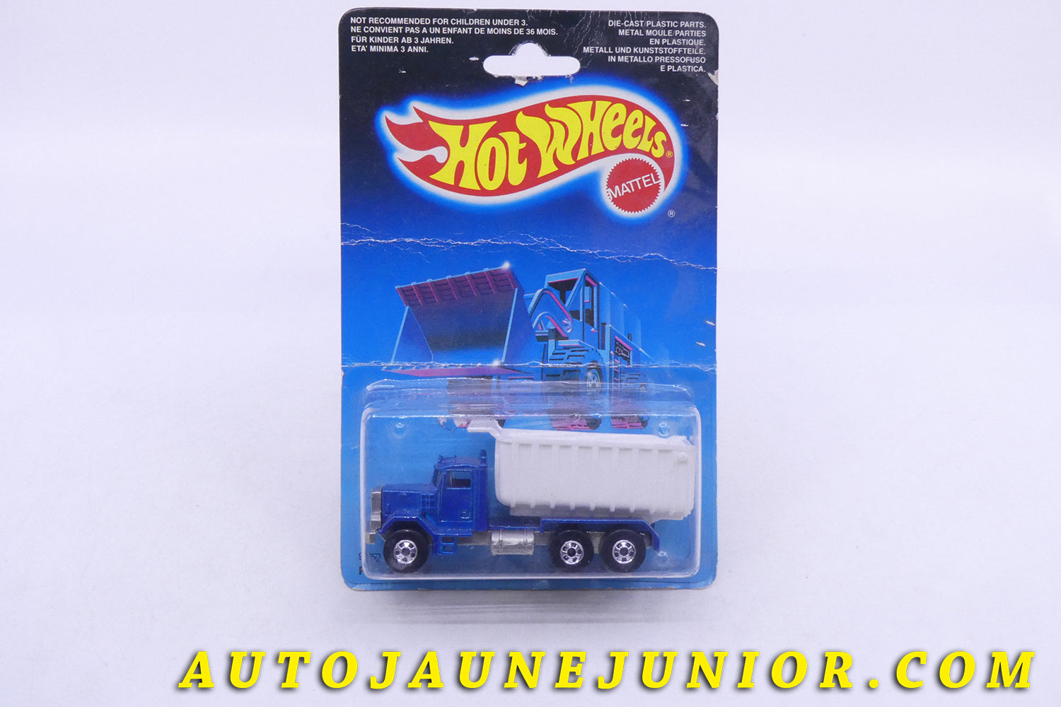 Le Siku Peterbilt benne charbonnière est en vente sur Auto Jaune Junior ! Découvrez nos collections de diecast Dinky-Toys, Corgi, Corgi-Toys, Solido, Norev… AutoJaune Junior ; Retrouvez AutoJauneJunior au magasin AutoJaune Paris, ouvert en 1984 par Vincent Espinasse. 