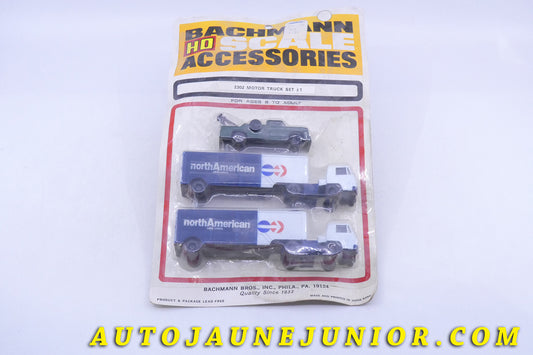 Le Bachmann COFFRET Motor truck set  est en vente sur Auto Jaune Junior ! Découvrez nos collections de diecast Dinky-Toys, Corgi, Corgi-Toys, Solido, Norev… AutoJaune Junior ; Retrouvez AutoJauneJunior au magasin AutoJaune Paris, ouvert en 1984 par Vincent Espinasse. 
