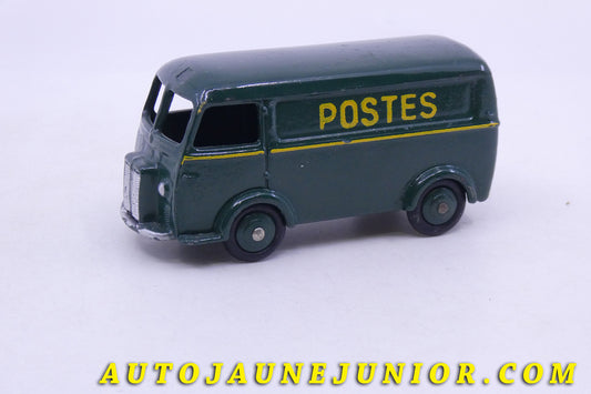 Le Dinky Toys Peugeot D3A Fourgon Postes est en vente sur Auto Jaune Junior ! Découvrez nos collections de diecast Dinky-Toys, Corgi, Corgi-Toys, Solido, Norev… AutoJaune Junior ; Retrouvez AutoJauneJunior au magasin AutoJaune Paris, ouvert en 1984 par Vincent Espinasse. 