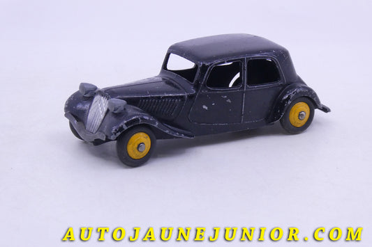 Le Dinky Toys Citroën 11BL traction avant est en vente sur Auto Jaune Junior ! Découvrez nos collections de diecast Dinky-Toys, Corgi, Corgi-Toys, Solido, Norev… AutoJaune Junior ; Retrouvez AutoJauneJunior au magasin AutoJaune Paris, ouvert en 1984 par Vincent Espinasse. 