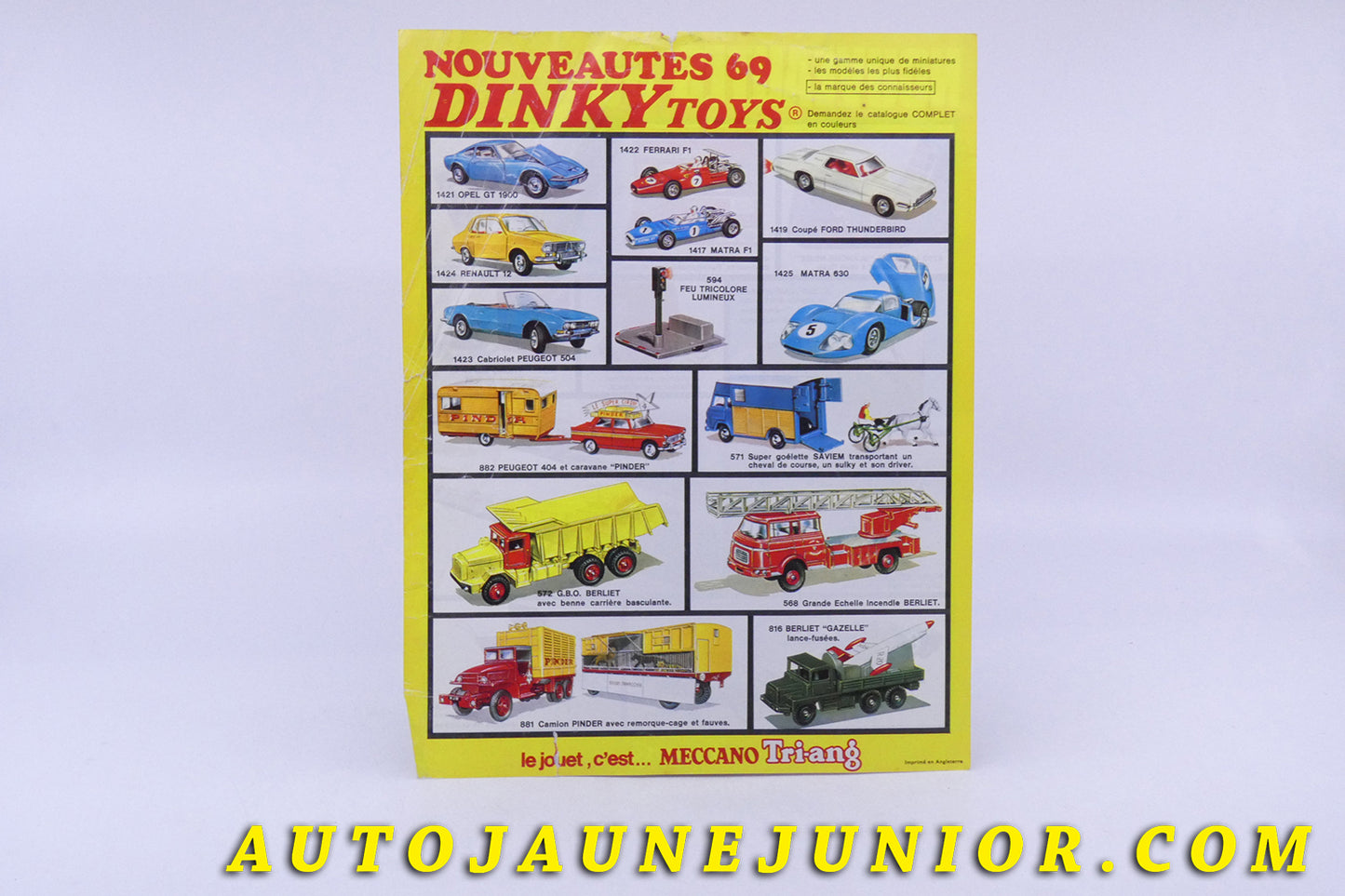 Le Dinky Toys A4 publicitaire 1971  Nouveautés 1969 -Meccano - Tri-ang est en vente sur Auto Jaune Junior ! Découvrez nos collections de diecast Dinky-Toys, Corgi, Corgi-Toys, Solido, Norev… AutoJaune Junior ; Retrouvez AutoJauneJunior au magasin AutoJaune Paris, ouvert en 1984 par Vincent Espinasse. 