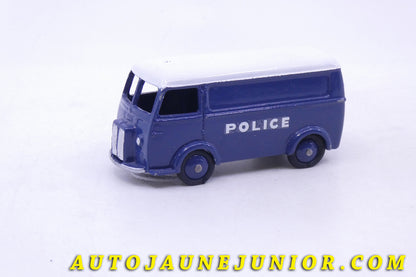 Le Dinky Toys Citroën D3A Police Proto  est en vente sur Auto Jaune Junior ! Découvrez nos collections de diecast Dinky-Toys, Corgi, Corgi-Toys, Solido, Norev… AutoJaune Junior ; Retrouvez AutoJauneJunior au magasin AutoJaune Paris, ouvert en 1984 par Vincent Espinasse. 